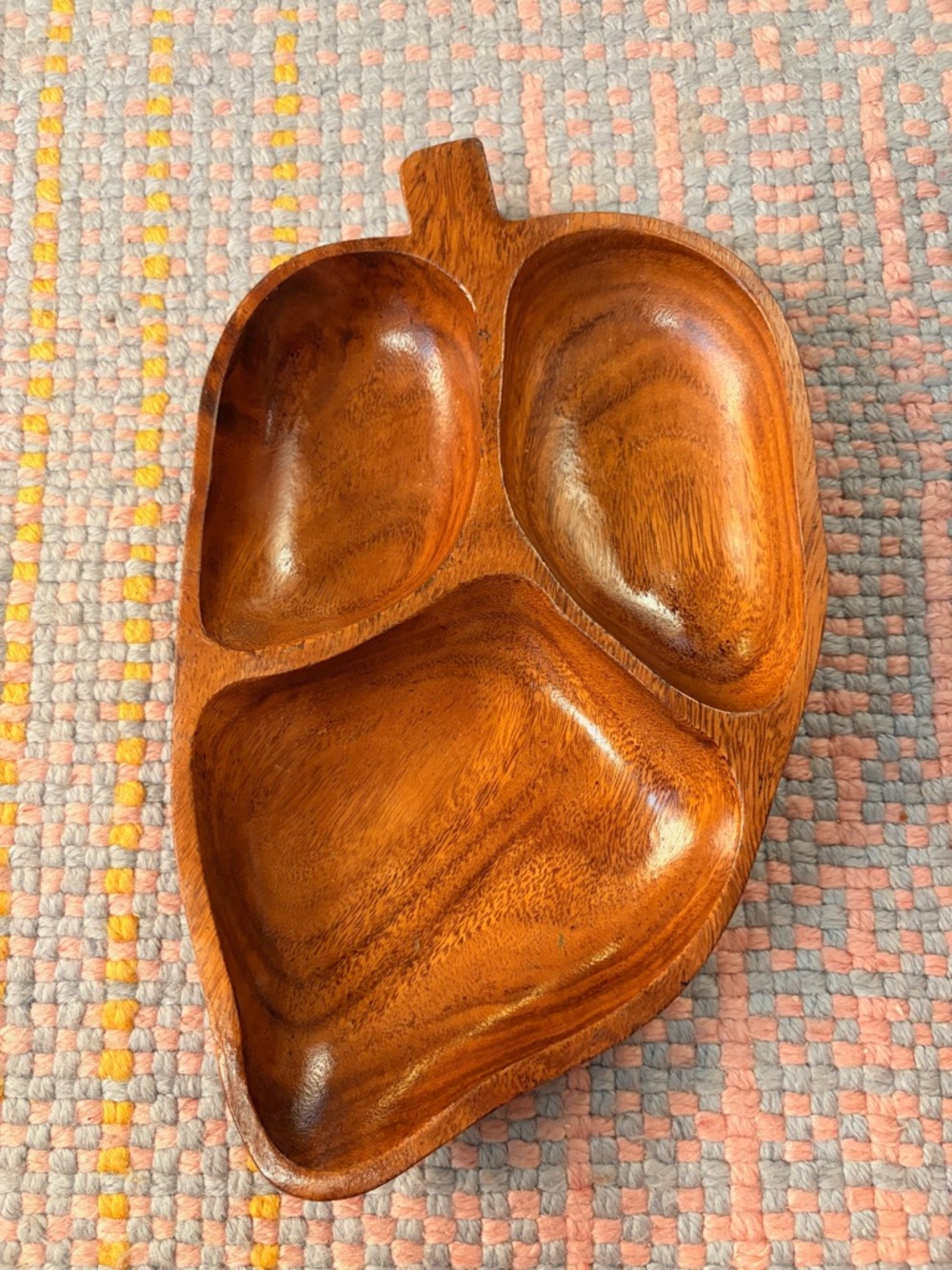 🌶️✨ Vintage Wooden Pepper Serving Tray – 3 Section ✨🌶️